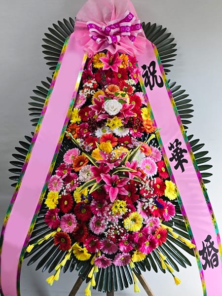 드마레웨딩컨벤션 가장 인기있는 3단화환 기본형